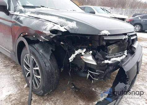 2018 Volkswagen Tiguan 2.0T Se/2.0T Sel из США, поврежденный, VIN 3VV2B7AX2JM004087